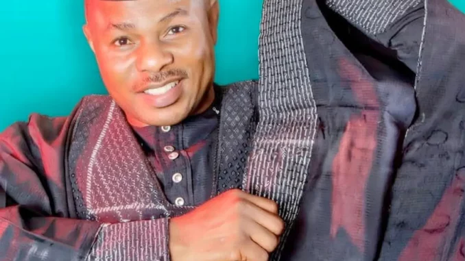 Yinka Ayefele - Living Testimony (Remix) Yinka Ayefele - Living Testimony (Remix)
