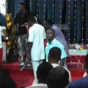 DJ Smart King – Praise God