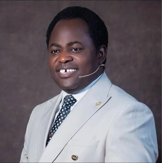 Apostle David Ayeni - Apostolic Praise